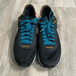 Nike Waffle 1 SE 5 Boroughs Sneakers